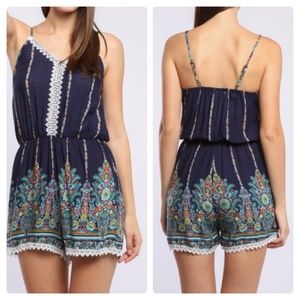 🎈REDUCED 🎈  Colorful Print Romper NWT